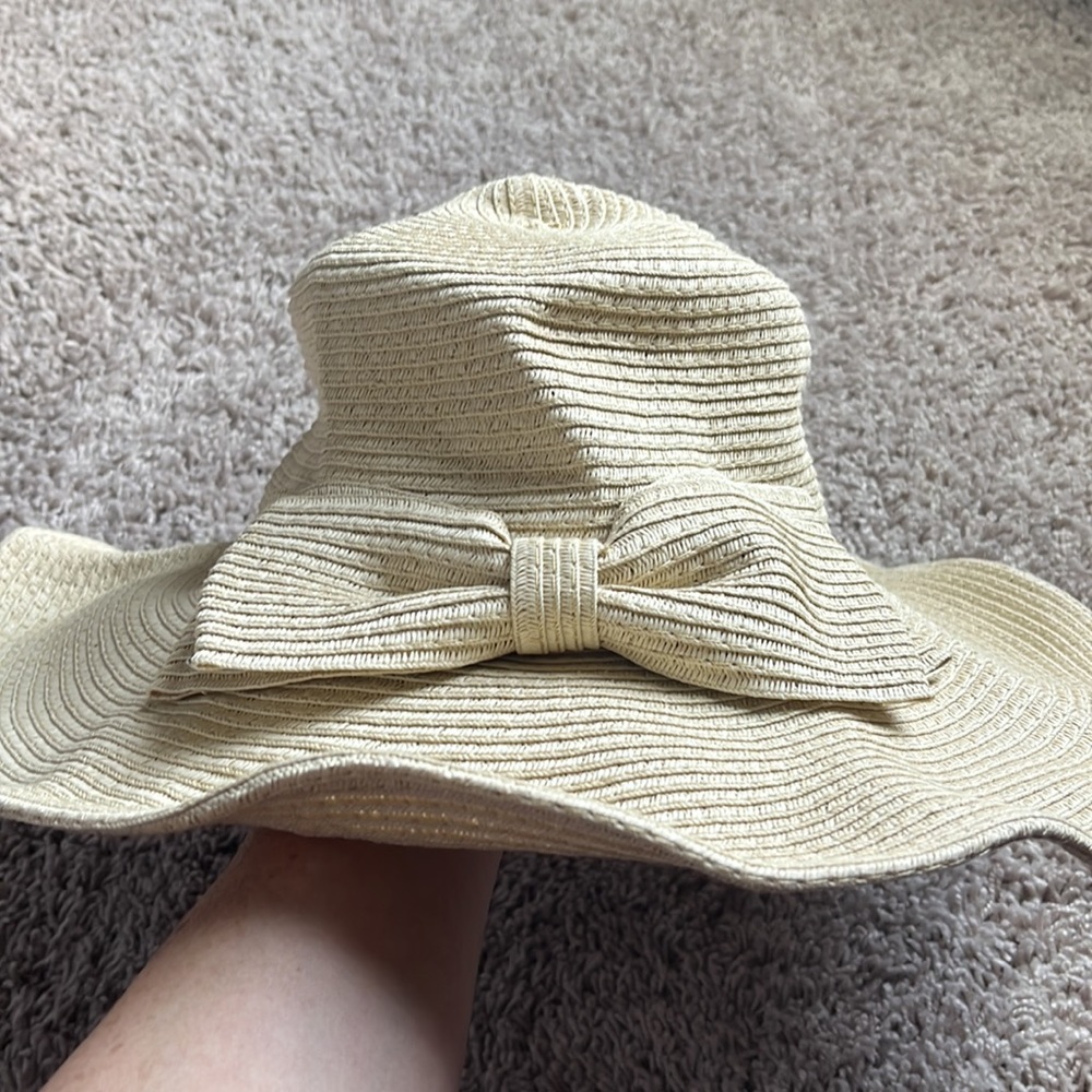 Women’s hat - Picture 6 of 6